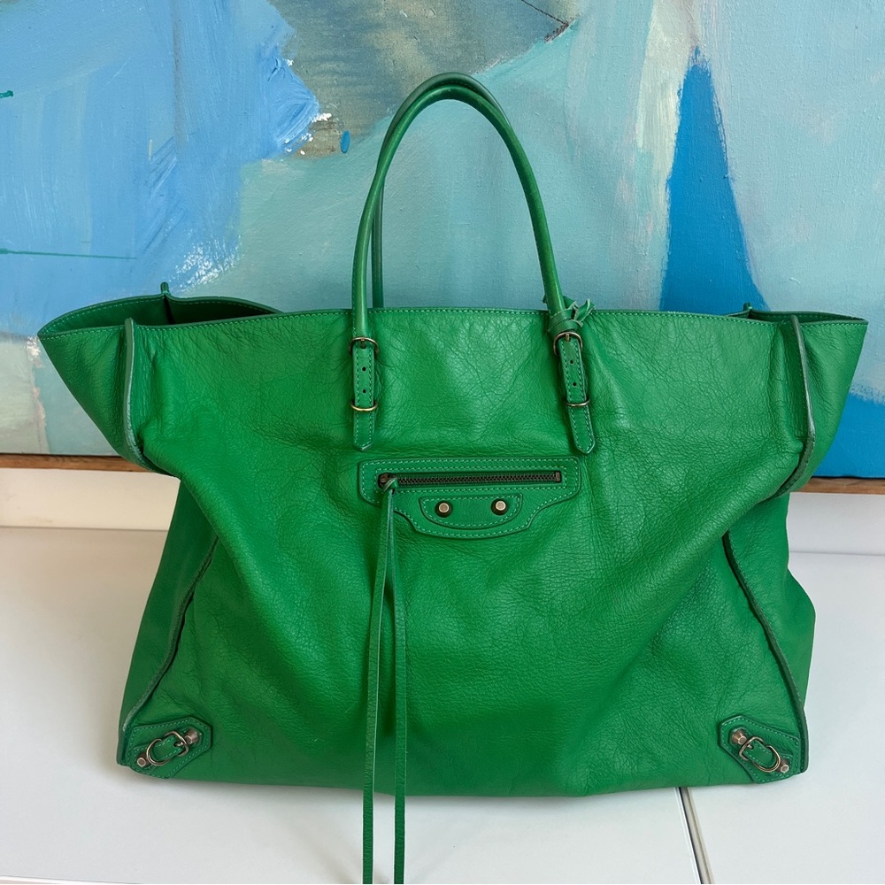RARE Kelly Green Balenciaga Papier A4 large tote in slouchy leather
